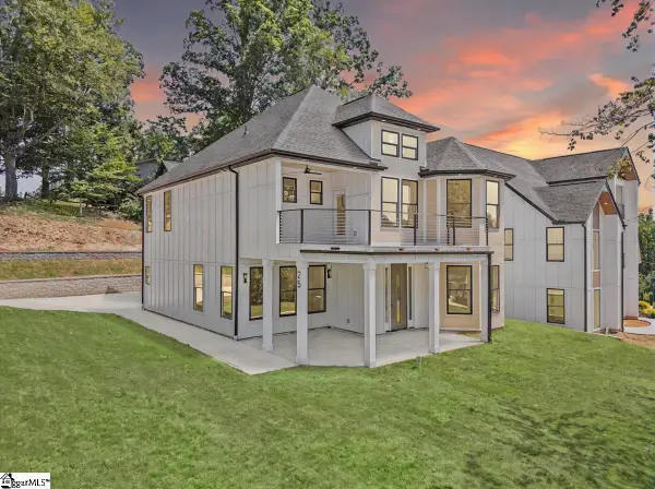 25 Harbor Drive, Greenville, SC 29611