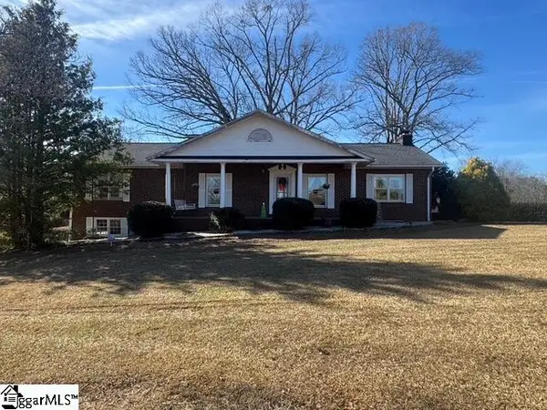 550 Pine Mountain Road, Tamassee, SC 29686