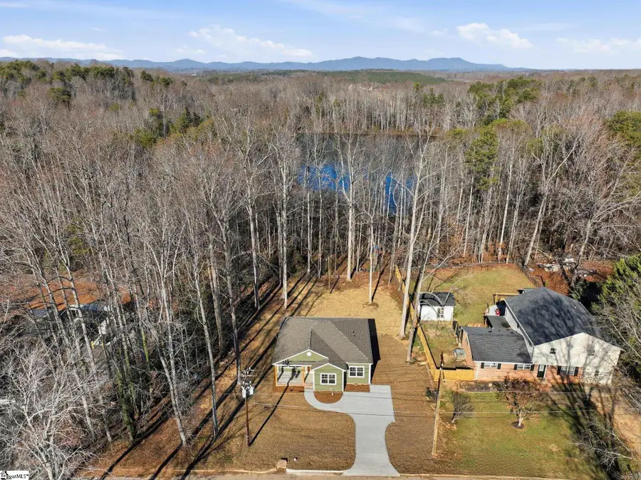 26 Carriage Drive, Greenville, SC 29609 - Image #3