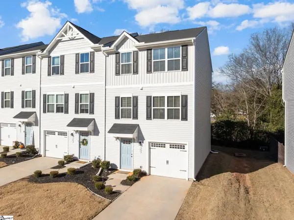 109 Brooklane Court, Easley, SC 29642