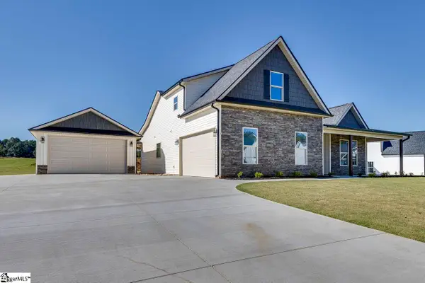 106 Old Glory Court, Pickens, SC 29671