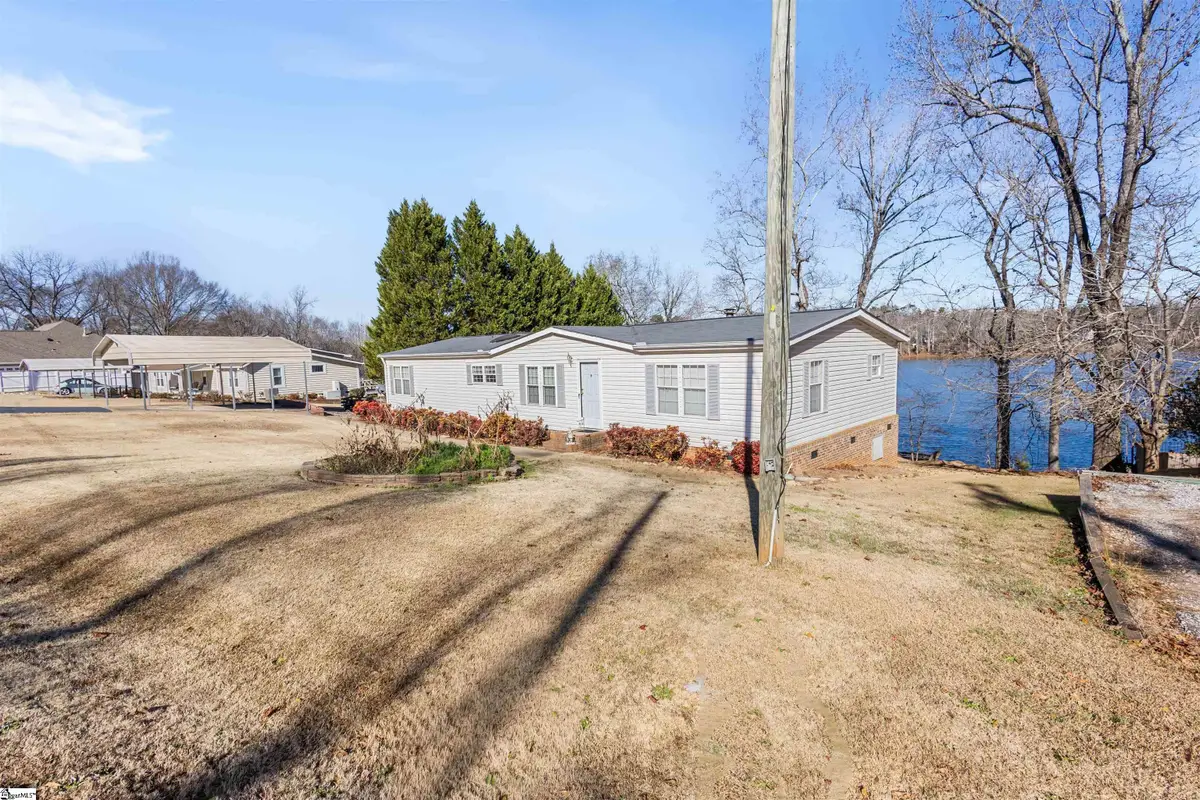 1754 Memorial Drive Extension, Greer, SC 29651 - Image #1