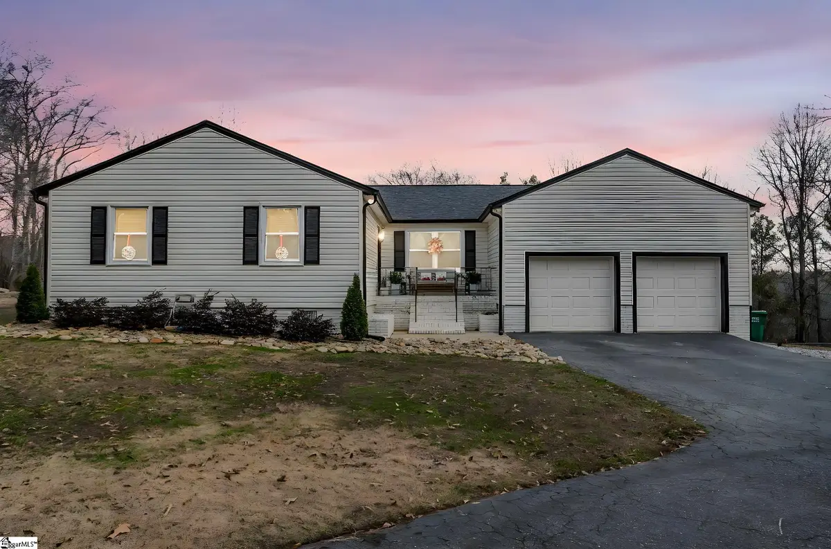 123 Graystone Drive, Moore, SC 29369 - Image #1