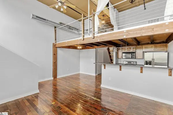 300 South Street #Unit 105, Simpsonville, SC 29681