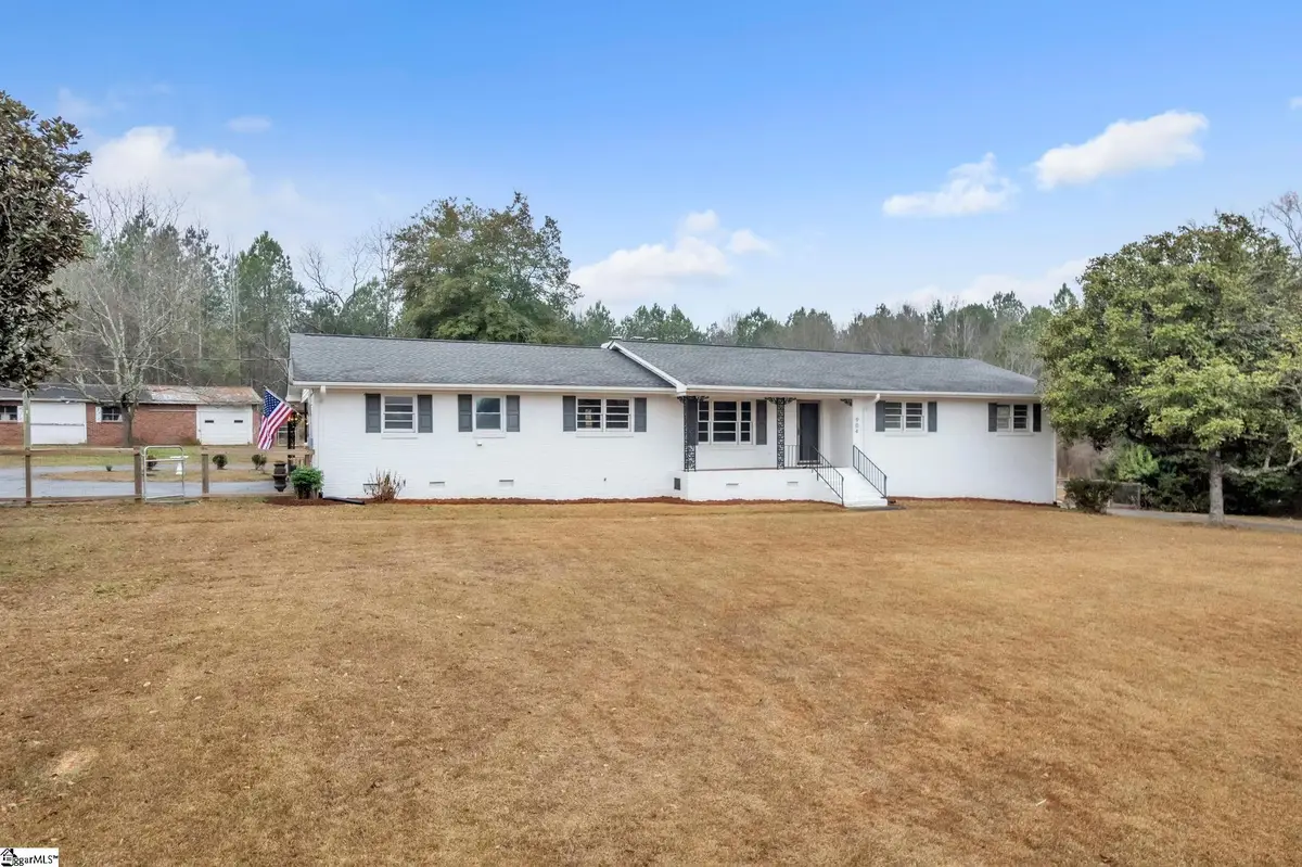 904 Mcabee Road, Spartanburg, SC 29306 - Image #1
