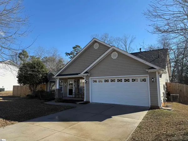 9 Canterbrooke Court, Fountain Inn, SC 29644