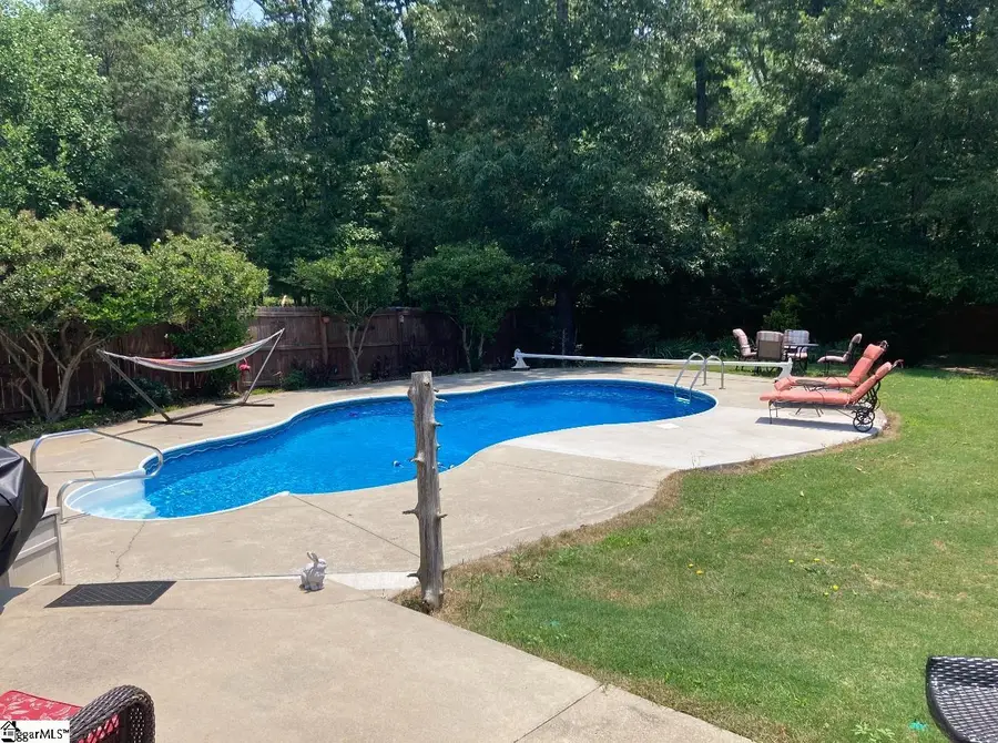 9 Canterbrooke Court, Fountain Inn, SC 29644 - Image #3