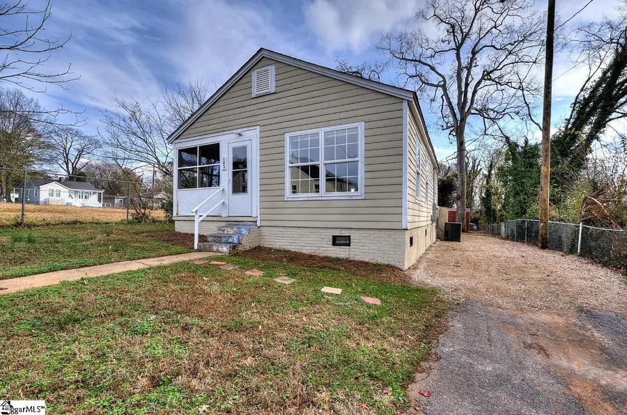 105 Francis Avenue, Greenville, SC 29611 - Image #2