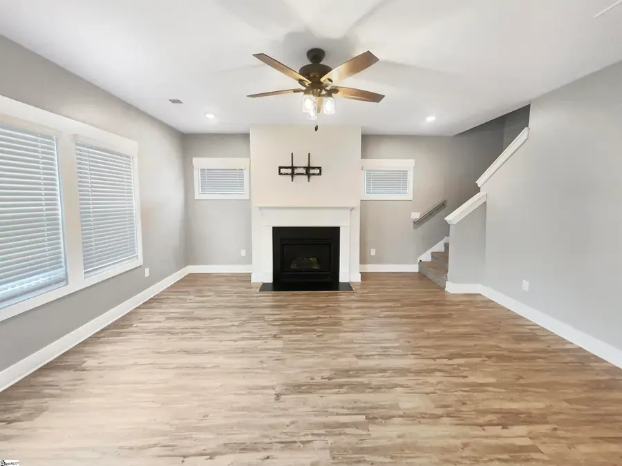 315 Pewter Circle, Simpsonville, SC 29680 - Image #3