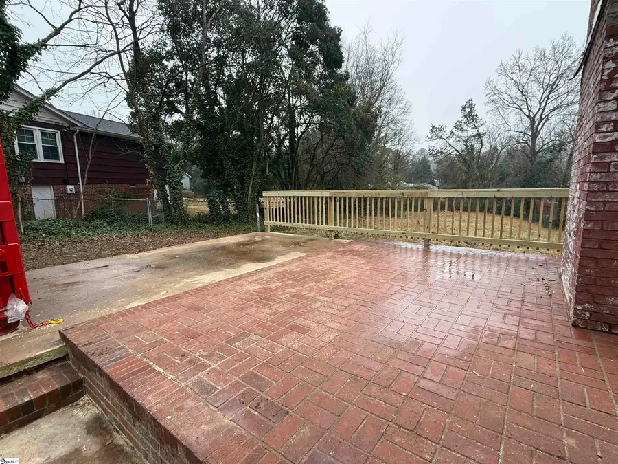 306 Hermitage Road, Greenville, SC 29615 - Image #3