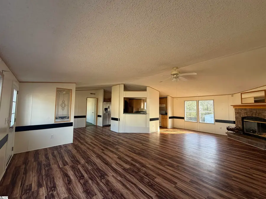 206 Creektop Court, Greenville, SC 29605 - Image #2