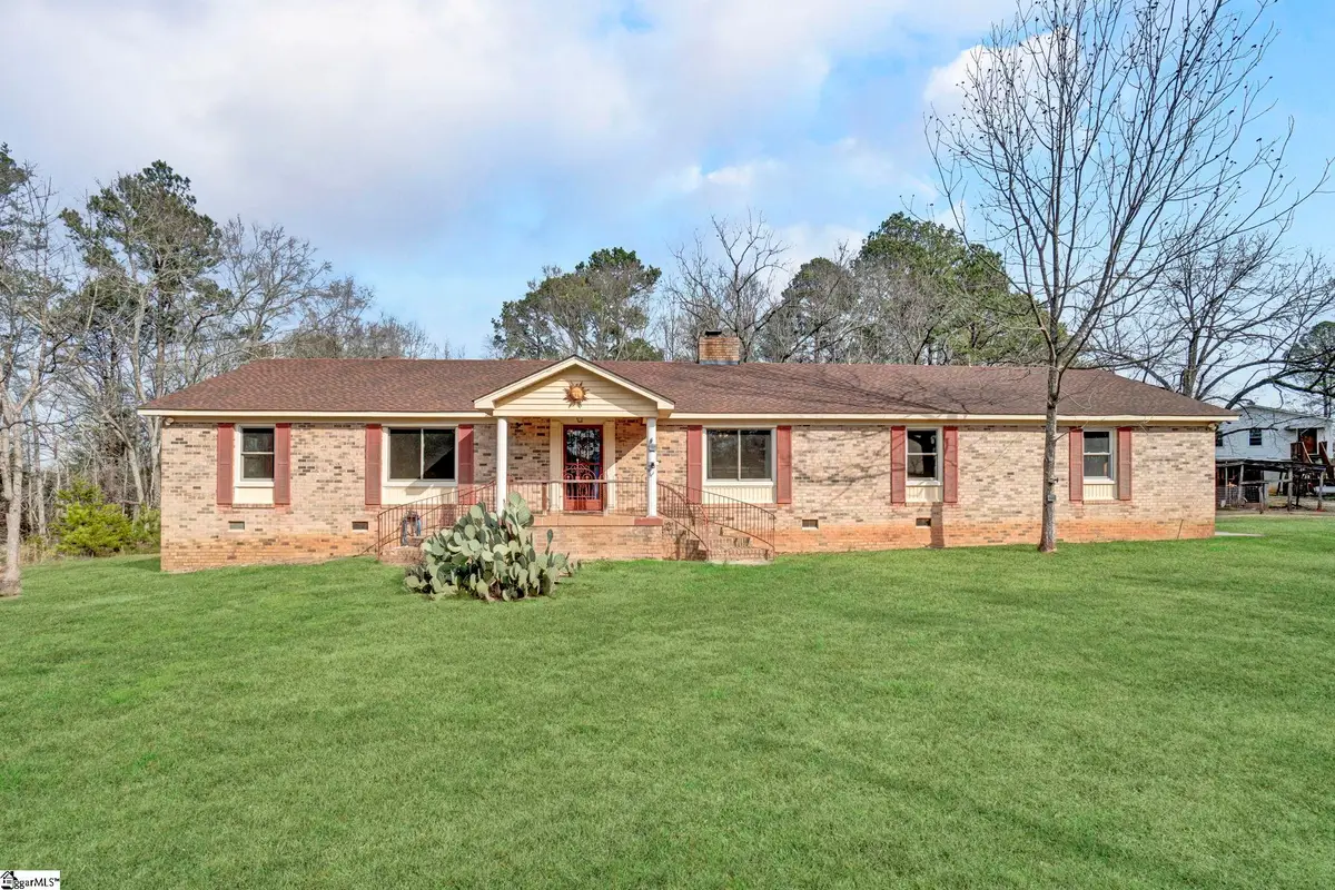 503 Edgewater Road, Woodruff, SC 29388 - Image #1