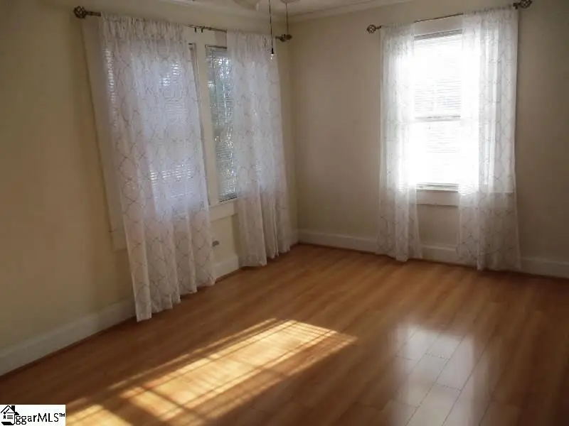 104 Douglas Street, Laurens, SC 29360 - Image #3