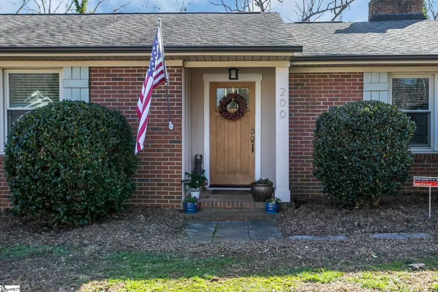 200 Lowndes Avenue, Greenville, SC 29607 - Image #2