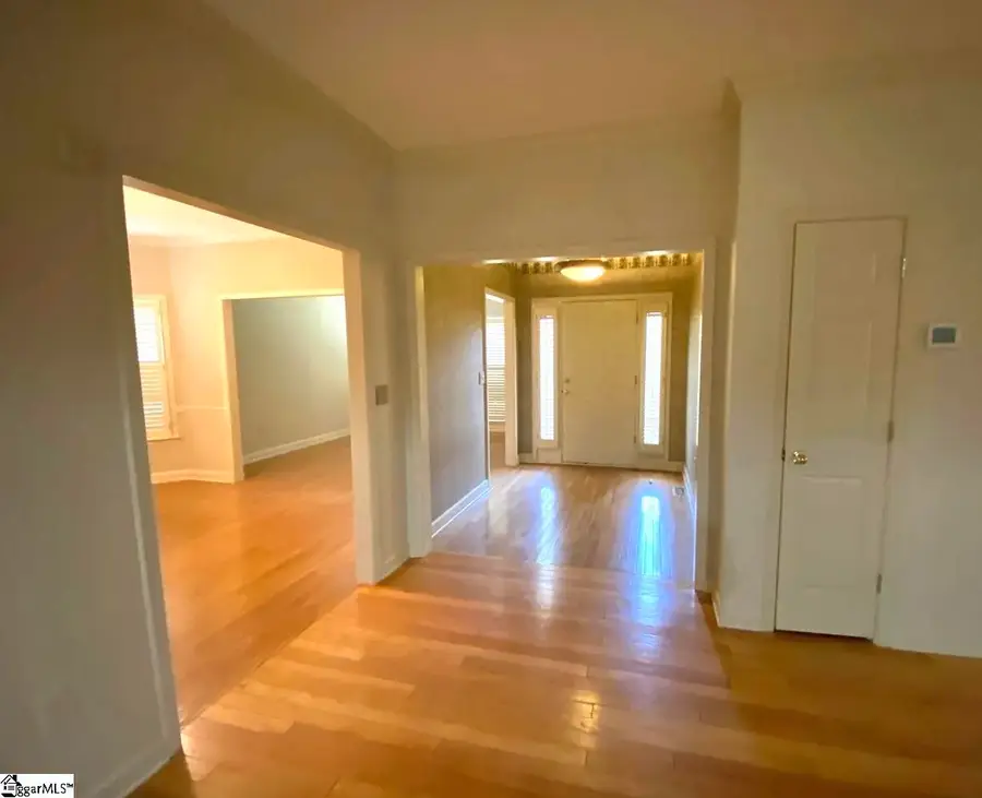 106 Plum Creek Lane, Greenville, SC 29607 - Image #2