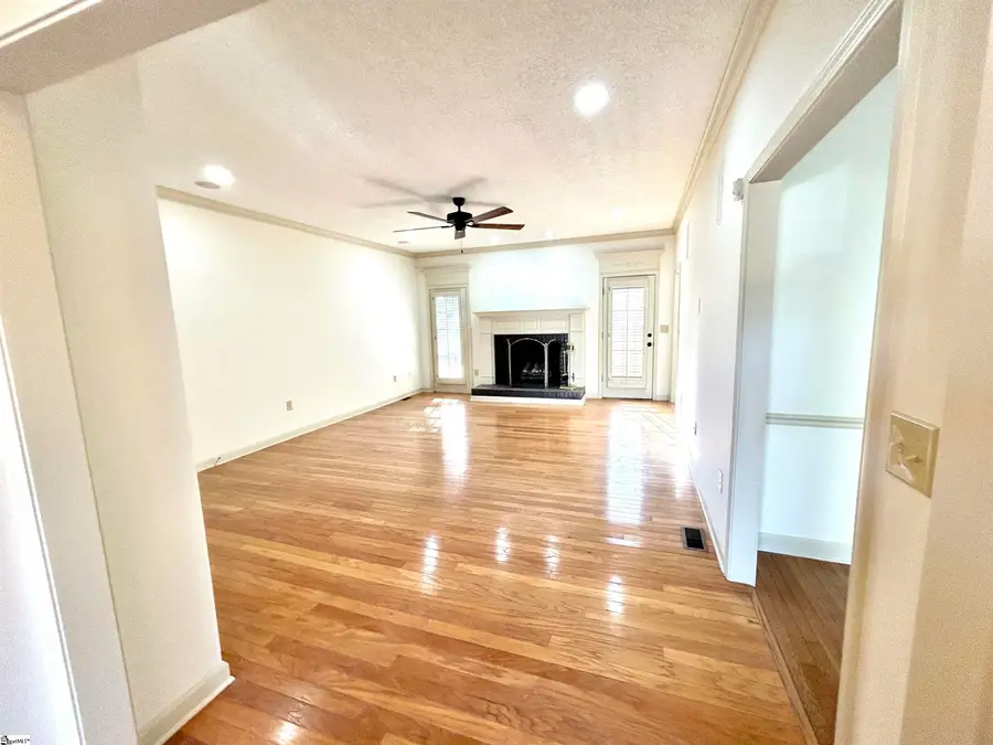 106 Plum Creek Lane, Greenville, SC 29607 - Image #3