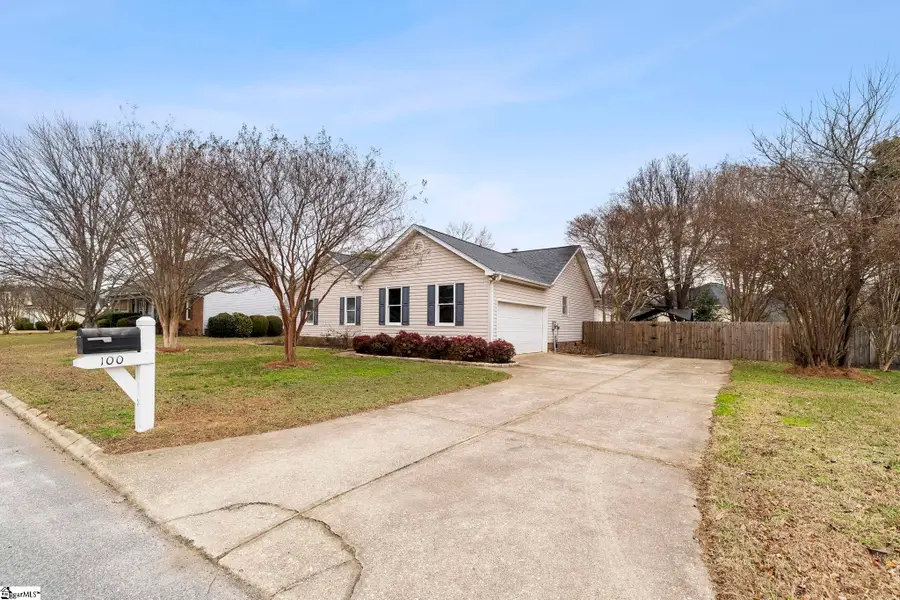 100 Tearose Lane, Simpsonville, SC 29681 - Image #3