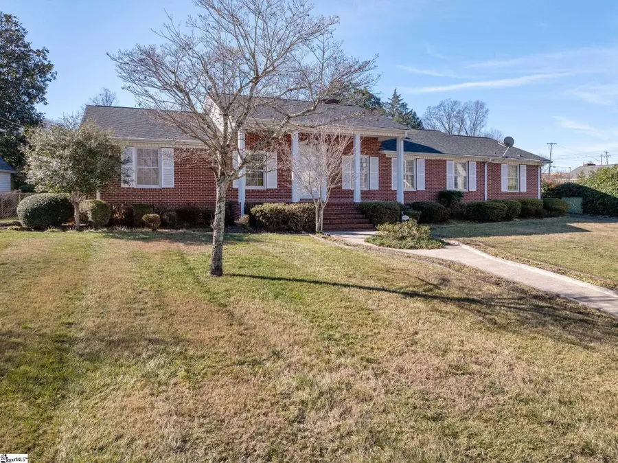 2 Woodfern Circle, Greenville, SC 29615 - Image #2