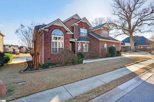 205 Gladstone Way, Greer, SC 29650