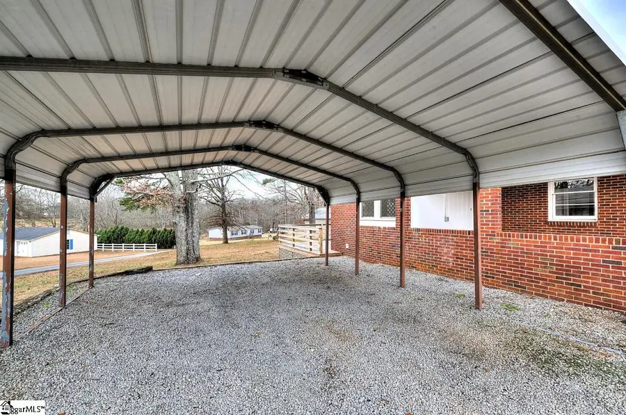 7998 Moorefield Memorial Highway, Liberty, SC 29657 - Image #3