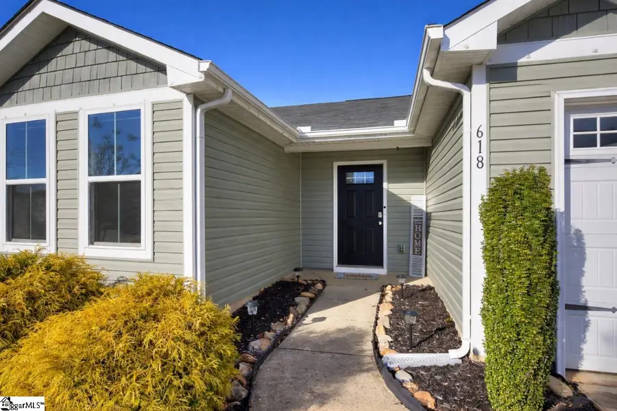 618 Maplestead Farms Court, Greenville, SC 29617 - Image #3