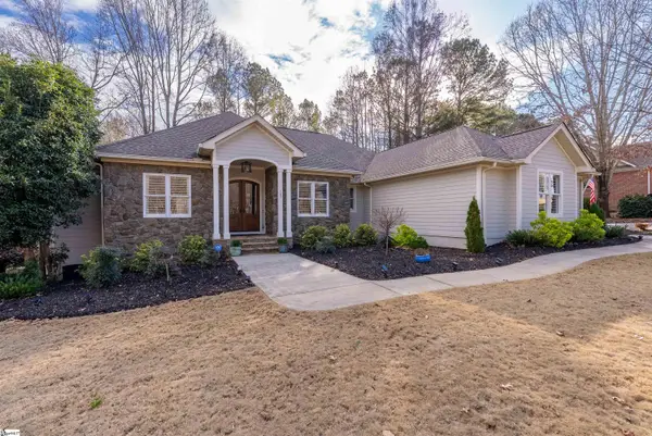 125 E Waterford Drive, Seneca, SC 29672