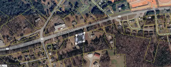 1960 Fort Prince Boulevard, Wellford, SC 29385