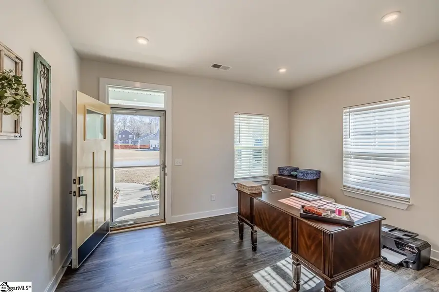 57 Wiltshire Circle, Easley, SC 29642 - Image #2