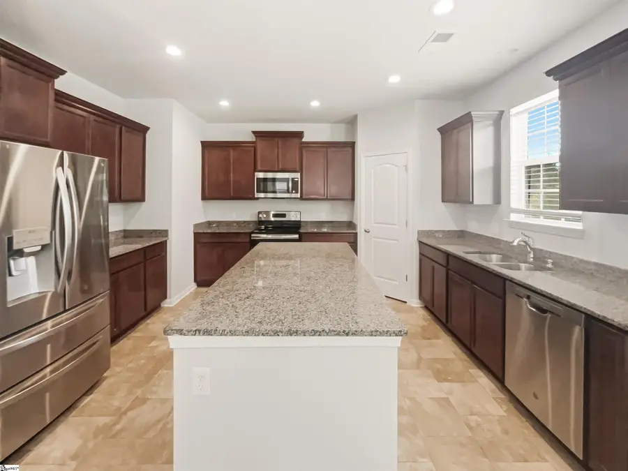 605 N Meadows Lane, Easley, SC 29642 - Image #2