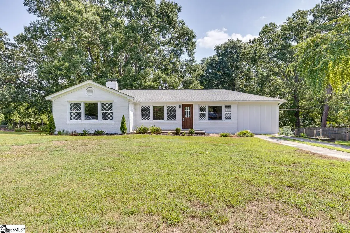 215 Elaine Avenue, Taylors, SC 29687 - Image #1
