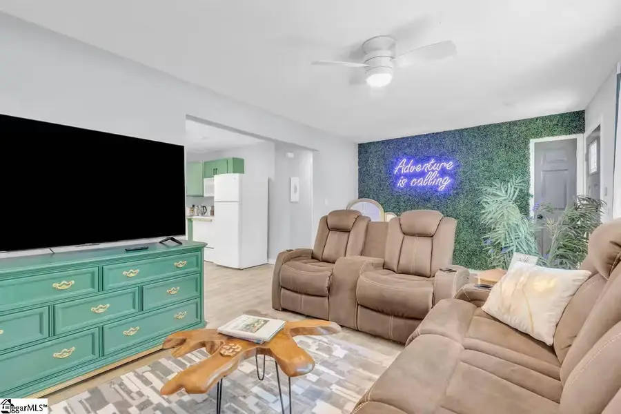 206 West Avenue, Greenville, SC 29611-4624 - Image #3