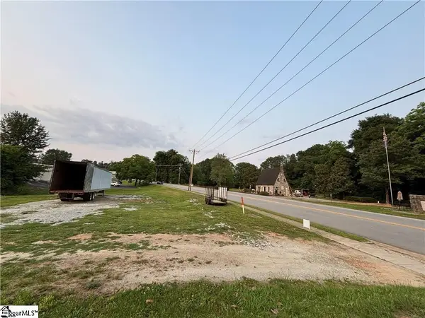 01 E Main Street, Liberty, SC 29657