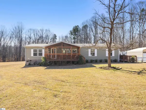 332 Brookview Court, Gray Court, SC 29645