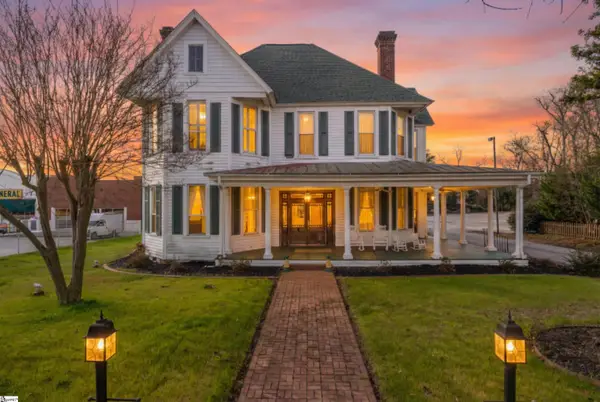 208 S Main Street, Abbeville, SC 29620
