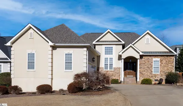 11 Magnolia Place Court, Simpsonville, SC 29681