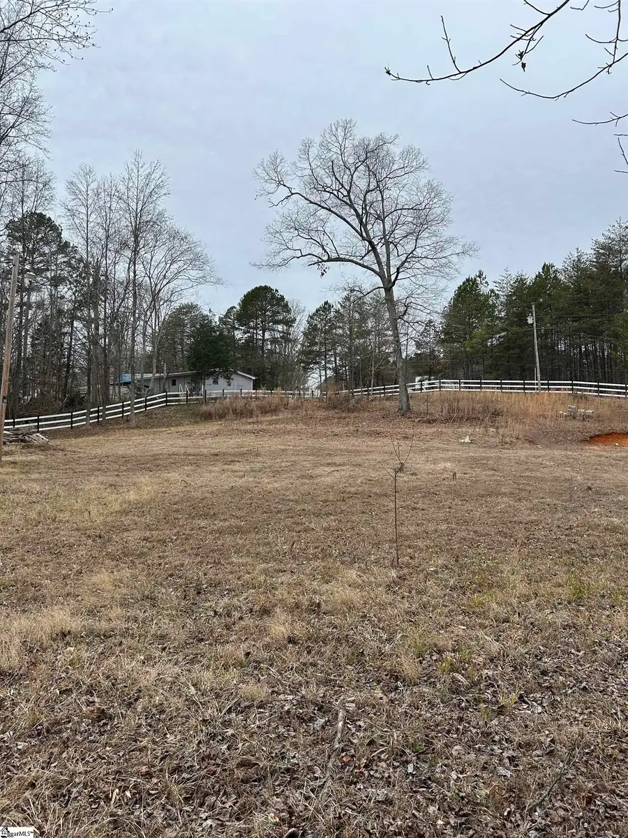 181 Yvonne Drive, Six Mile, SC 29682 - Image #3