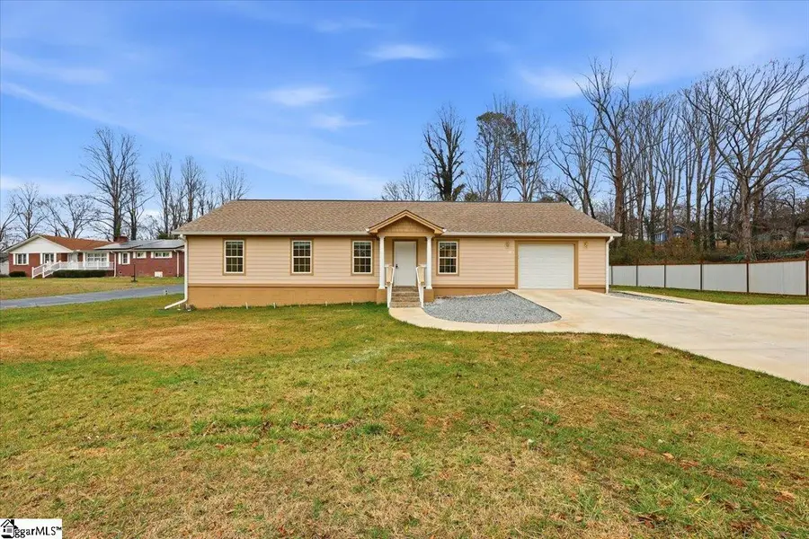 103 Lipscombe Drive, Travelers Rest, SC 29690 - Image #2