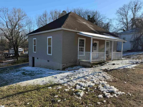 4 Arkmain Street, Spartanburg, SC 29306