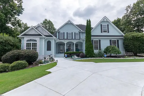 109 Creek Crossing Way, Greer, SC 29651