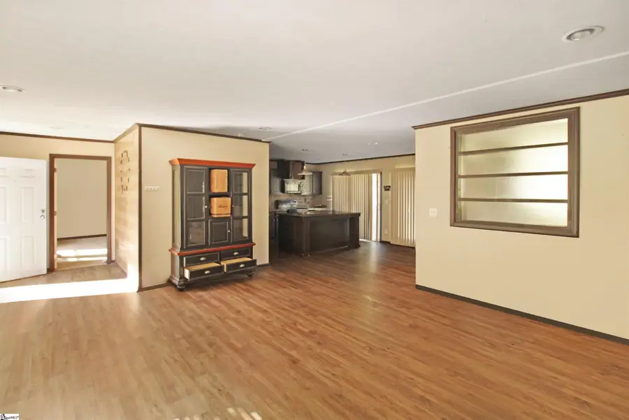 134 Walnut Street, Calhoun Falls, SC 29628 - Image #2