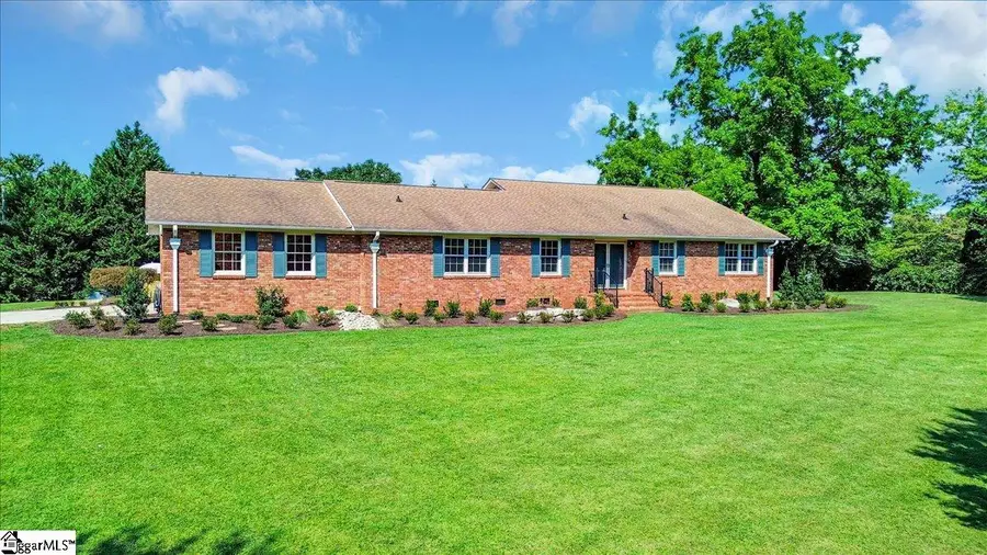 3 Coleman Park Circle, Travelers Rest, SC 29690 - Image #2