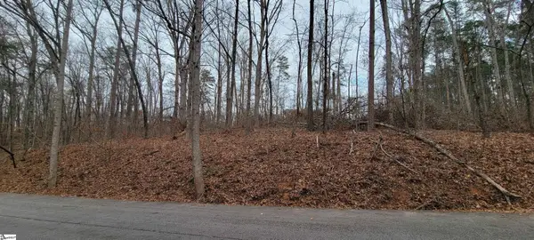 104 Quail Hollow Circle, Westminster, SC 29693