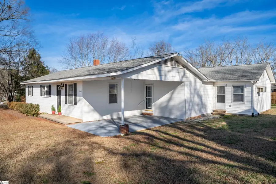 106 Cloverdale Drive, Boiling Springs, SC 29316 - #2