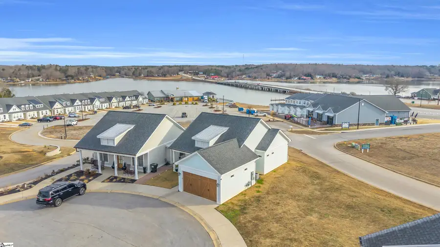 103 Cottage Lane, Greenwood, SC 29649 - #2