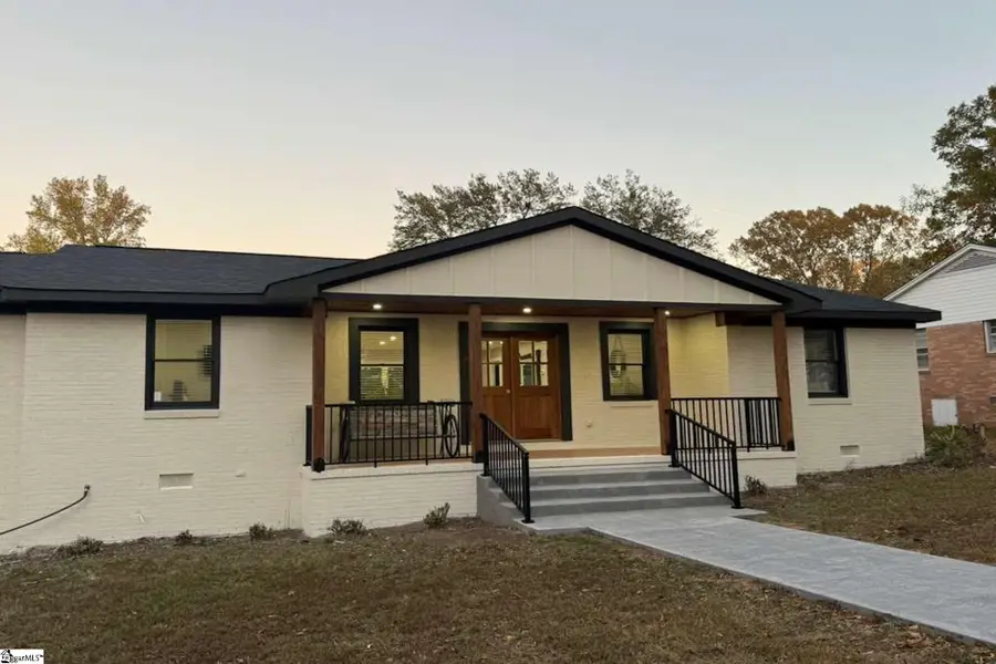 204 Woodfield Avenue, Fountain Inn, SC 29644 - Image #2