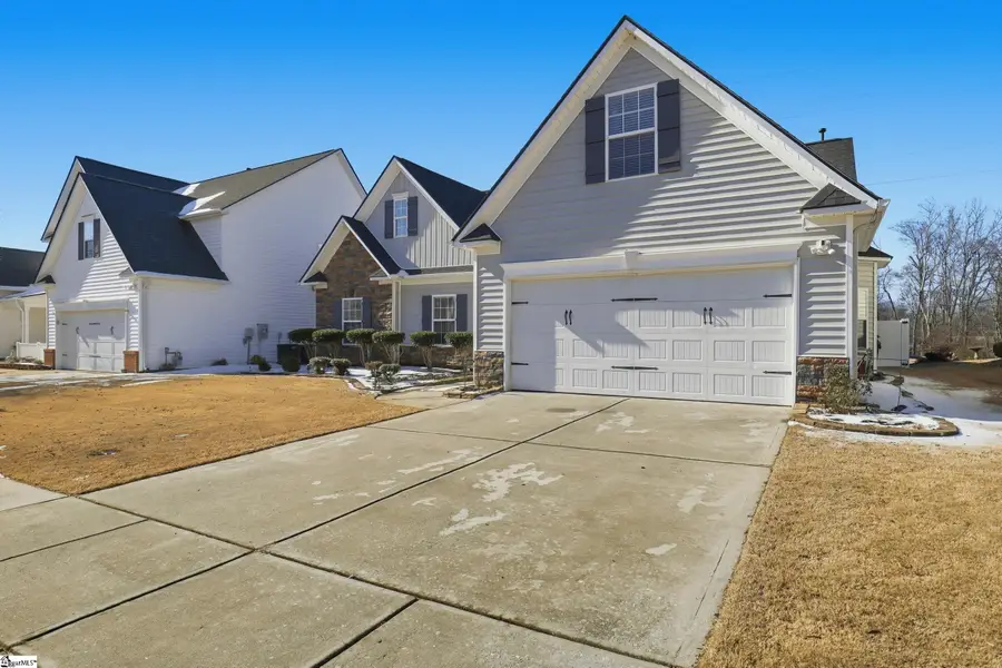 124 Ashington Drive, Simpsonville, SC 29680 - Image #2