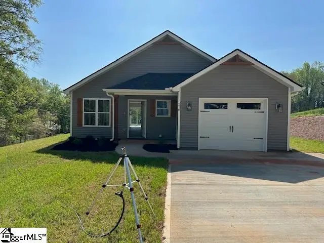 210 E Greenwood Street, Landrum, SC 29356 - #1
