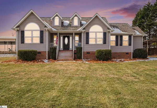 121 Bridgewater Road, Pickens, SC 29671