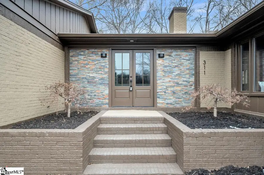 311 Dunbarton Court, Spartanburg, SC 29307 - #3