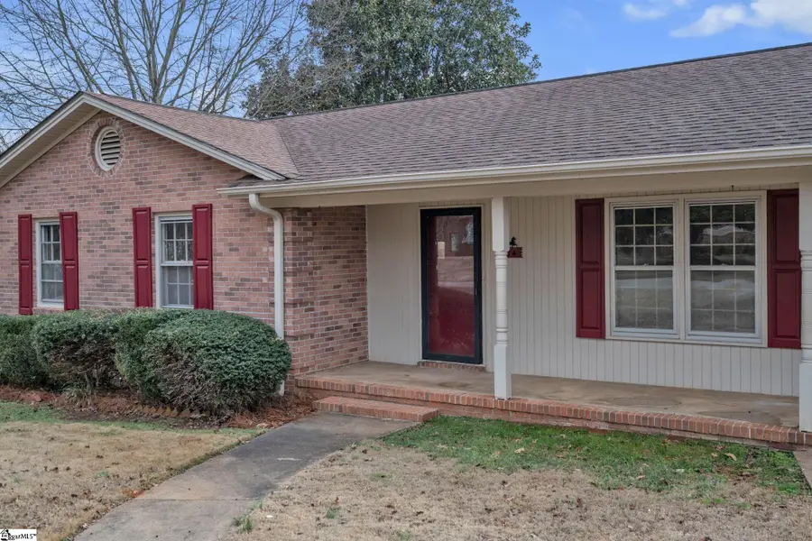 614 Heathwood Drive, Taylors, SC 29687-3642 - Image #3